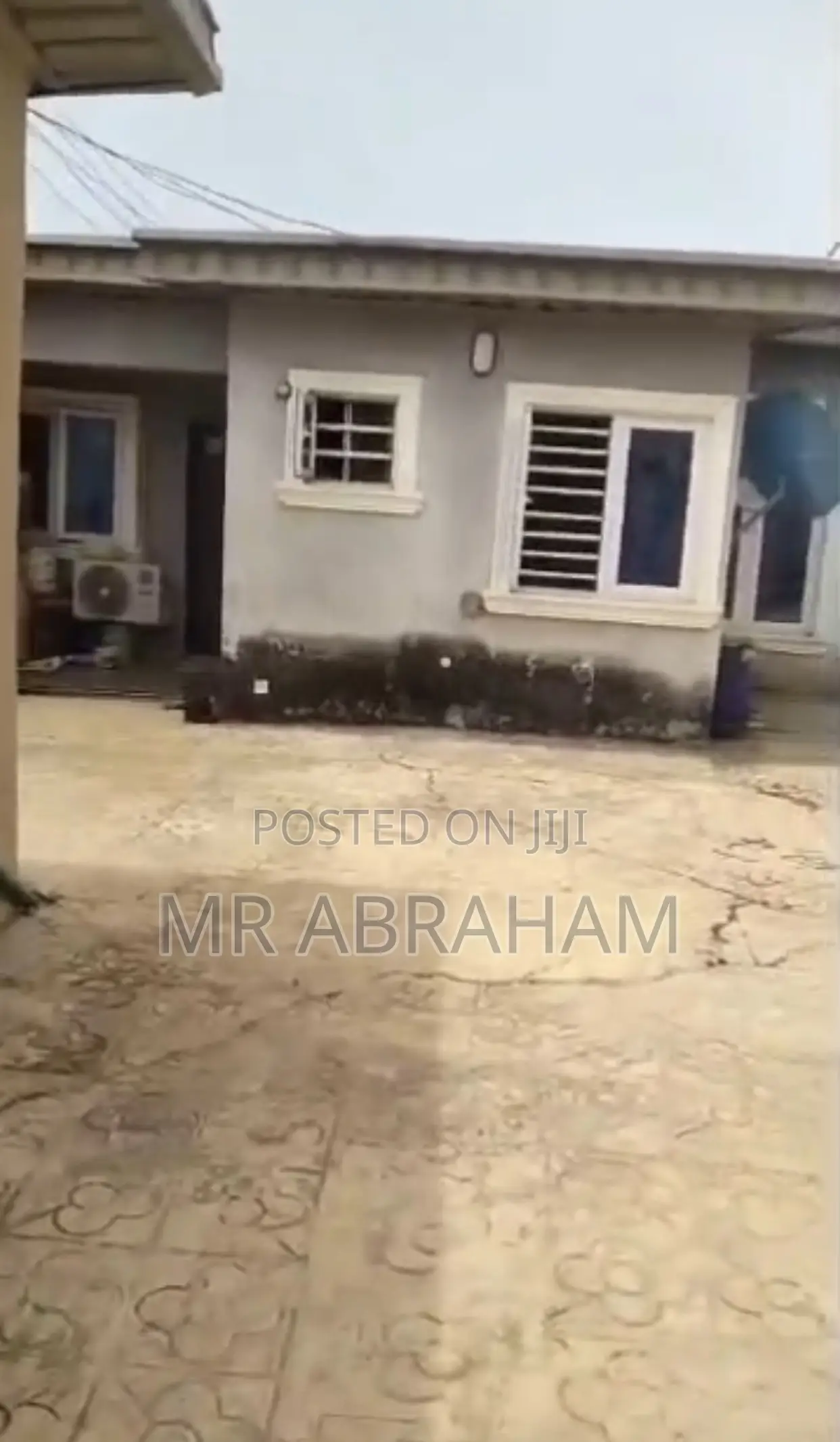 12bdrm Bungalow in Baruwa, Ipaja, Lagos for sale