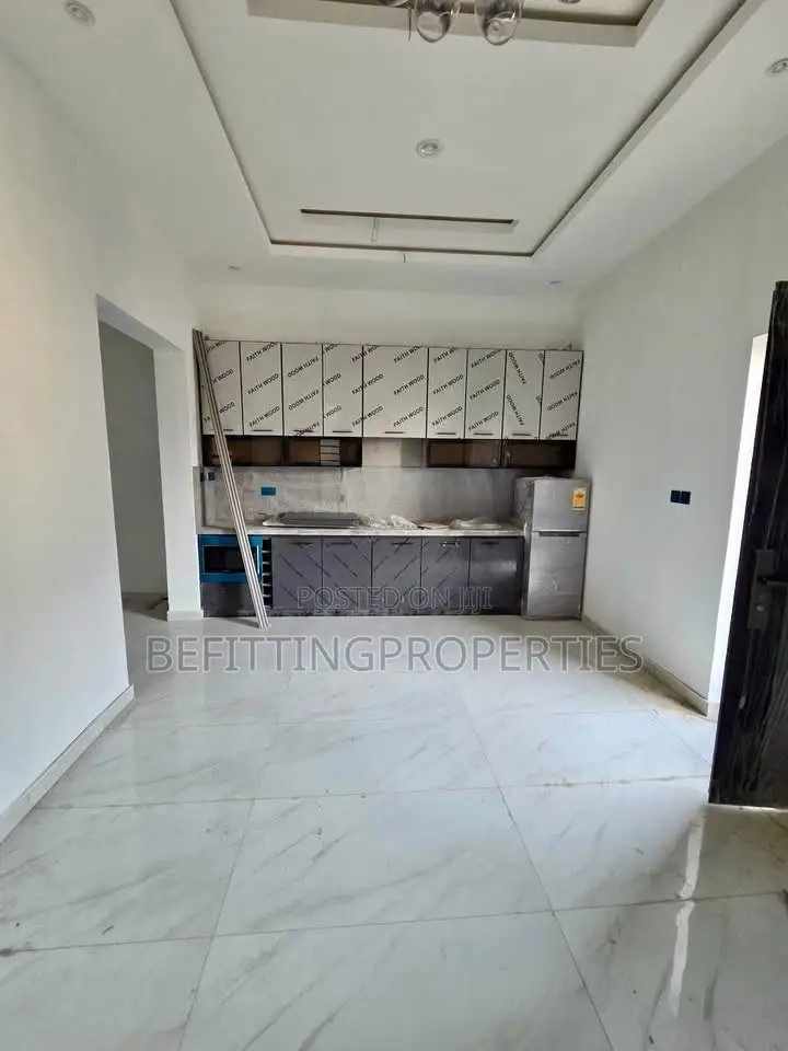 5bdrm Duplex in Omole Phase 1 for sale