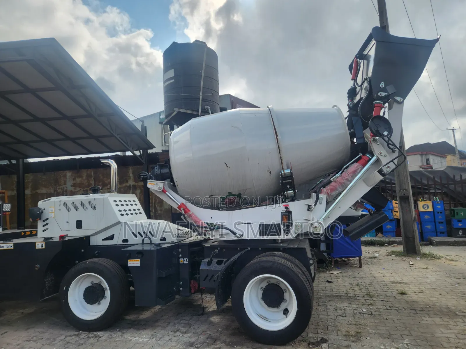 4cubic Mobile Self Load Concrete Mixer