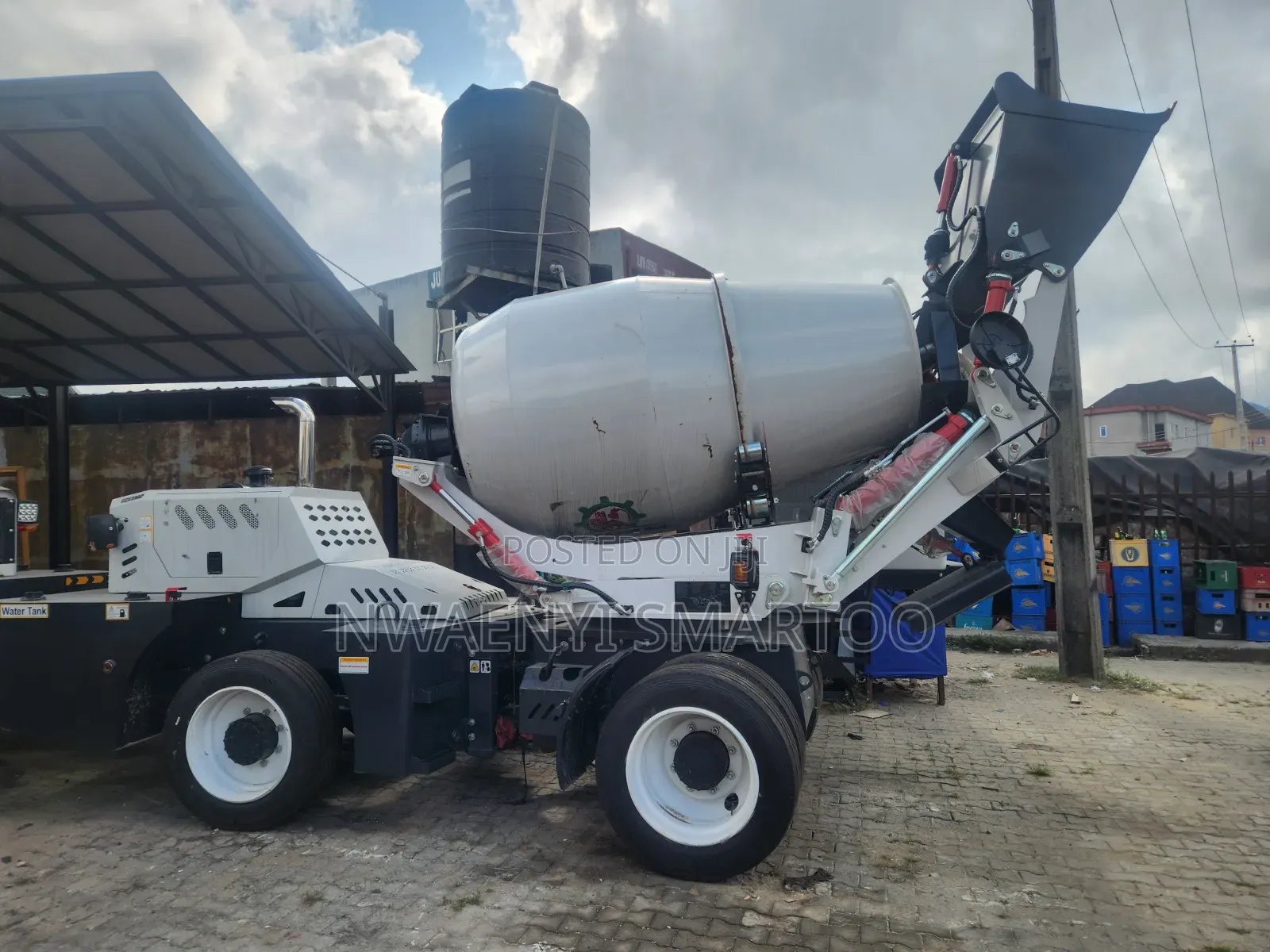 4cubic Mobile Self Load Concrete Mixer