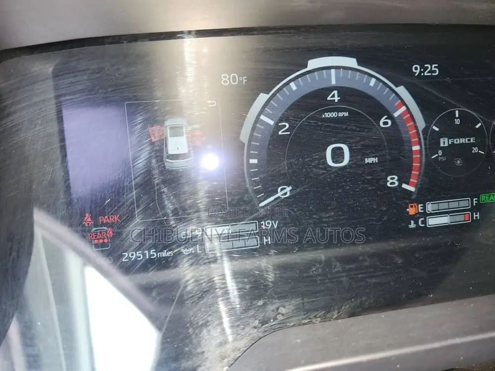 Toyota Sequoia 2024 Silver