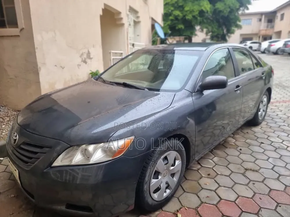 Toyota Camry 2007 Gray