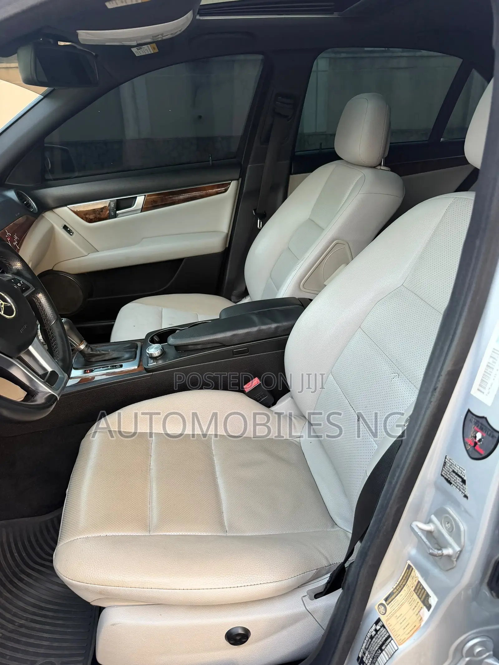 Mercedes-Benz C300 Sport 4Matic Sedan AWD (3.0L 6cyl 7A) 2012 Silver