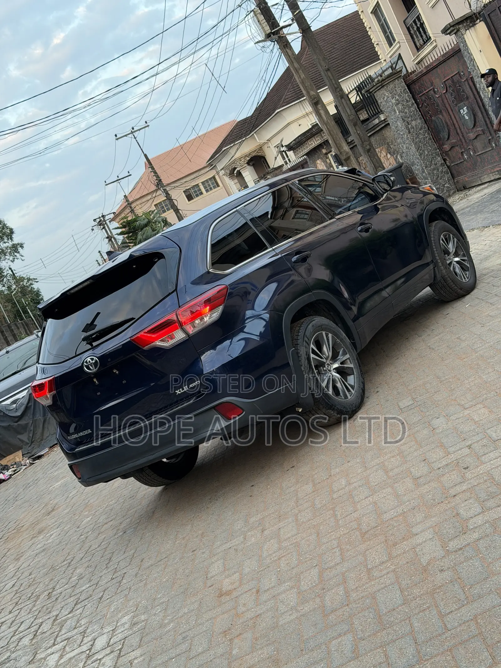 Toyota Highlander XLE V6 4x2 (3.5L 6cyl 6A) 2016 Blue