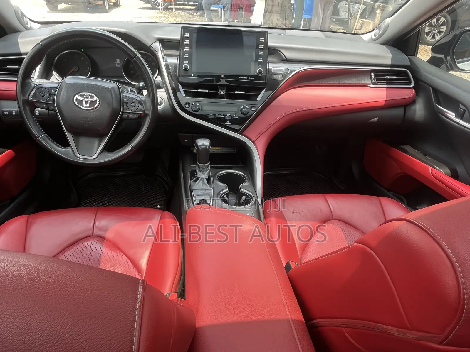 Toyota Camry 2021 White