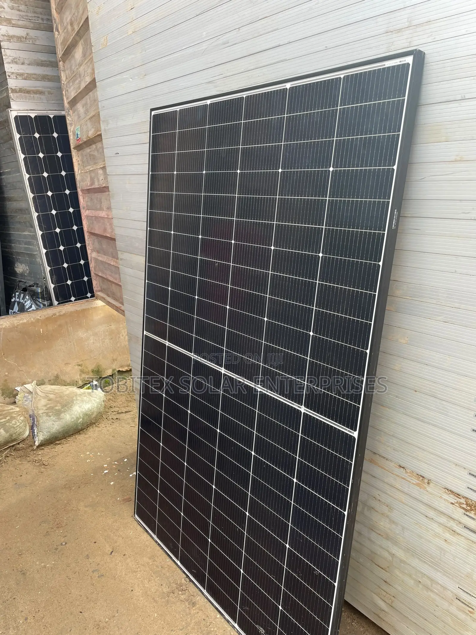 Trina Solar Panels 550watts 120cells
