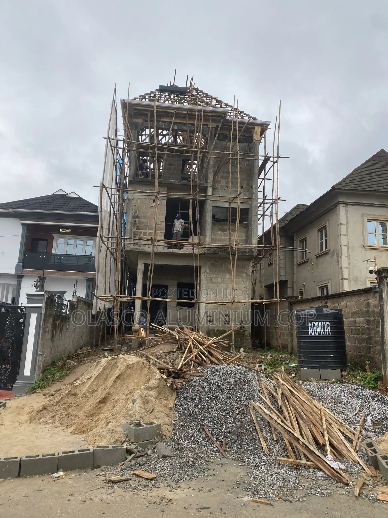 We Deal With Quality Roofing Materials