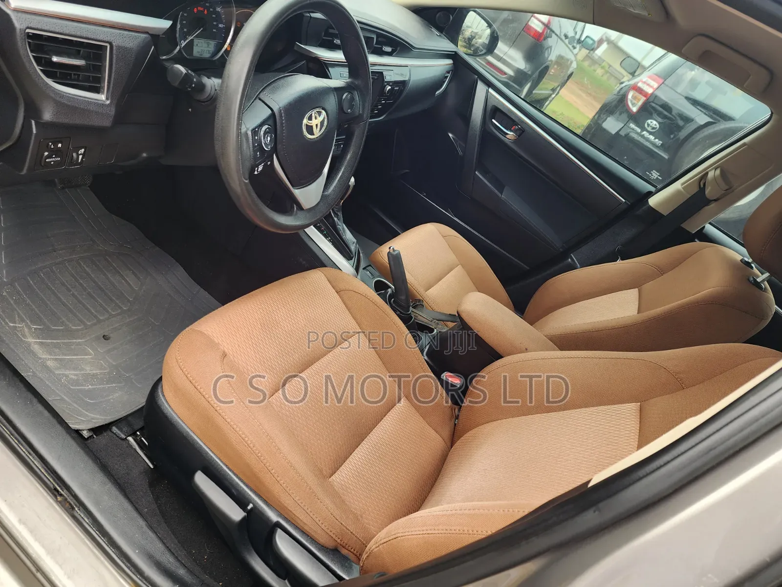 Toyota Corolla 2015 Gold