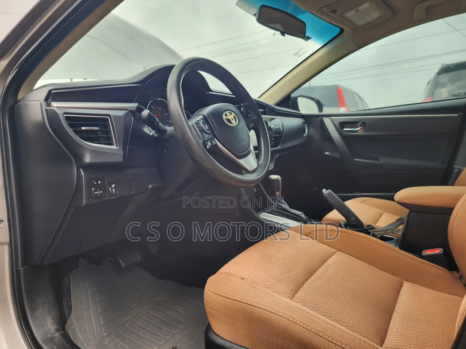 Toyota Corolla 2015 Gold