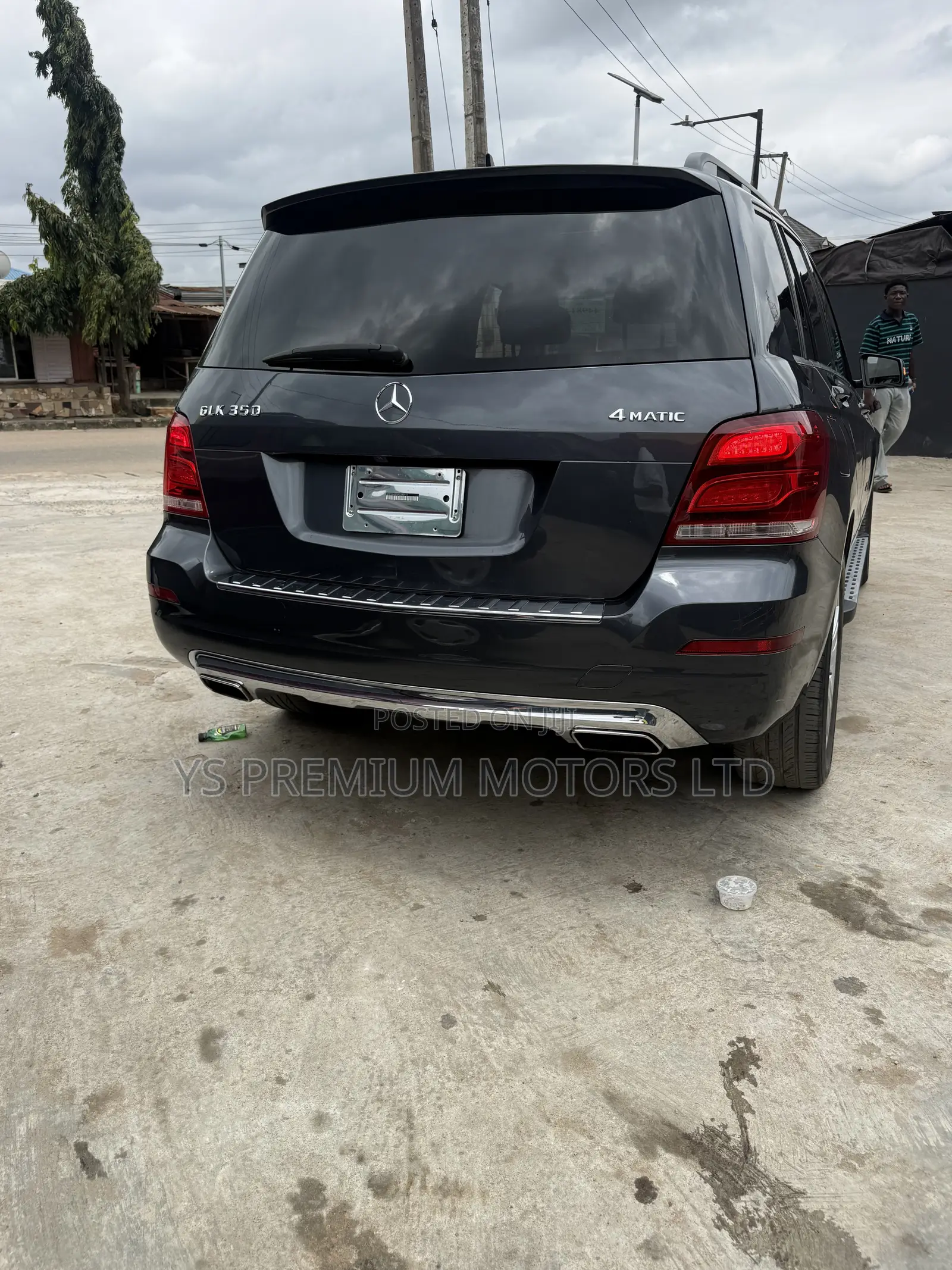 Mercedes-Benz GLK-Class Base GLK 350 4dr AWD 4MATIC (3.5L 6cyl 7A) 2015