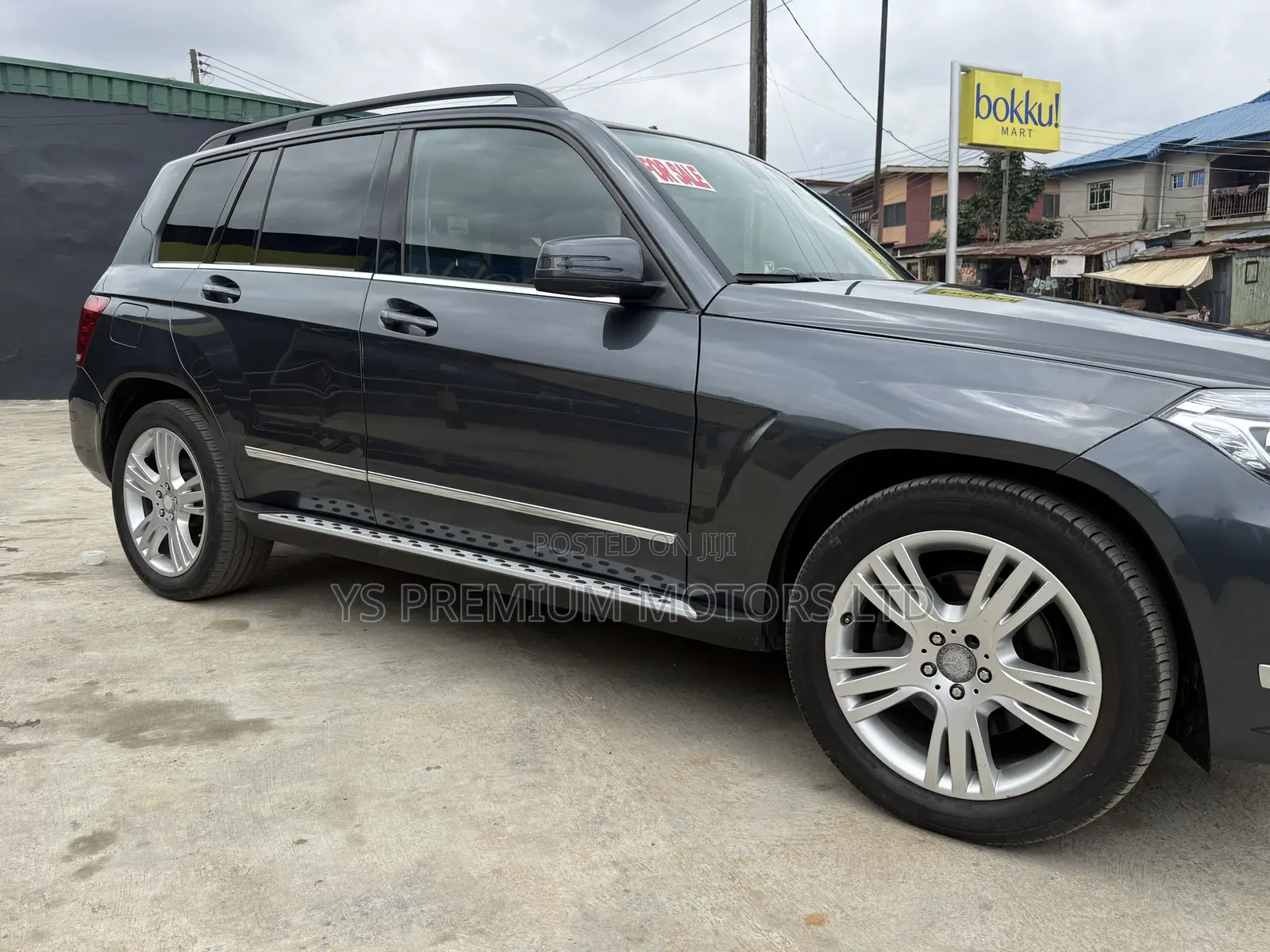 Mercedes-Benz GLK-Class Base GLK 350 4dr AWD 4MATIC (3.5L 6cyl 7A) 2015