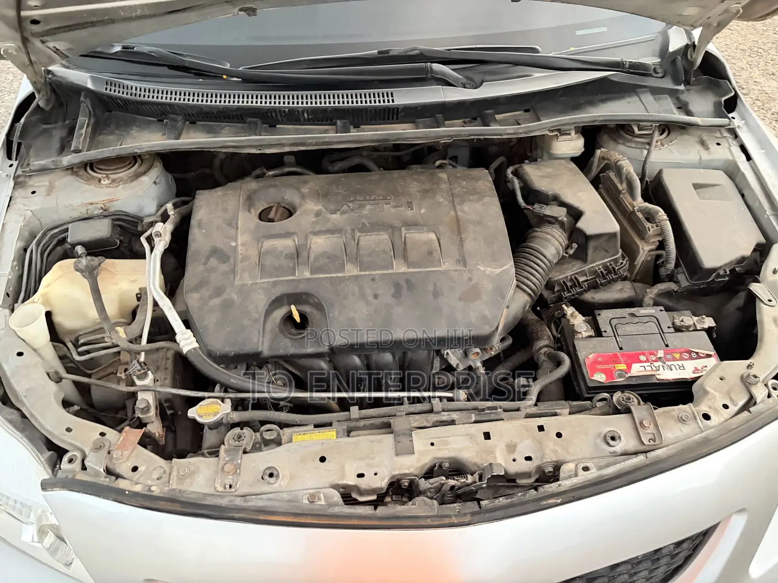 Toyota Corolla 2010 Silver