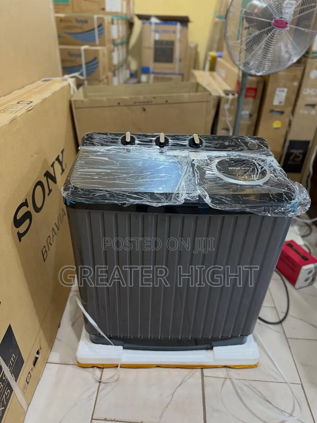 LG Twin Tub Washing Machine
Capacity: 8kg