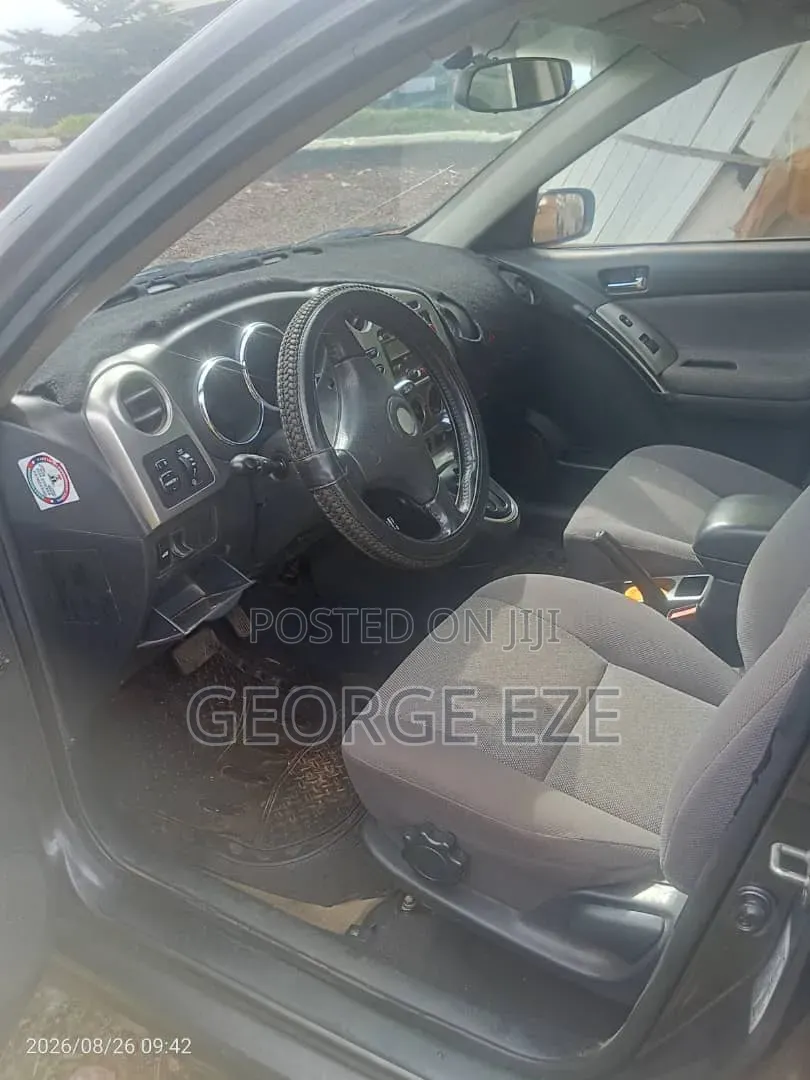 Toyota Matrix 2005 Gray