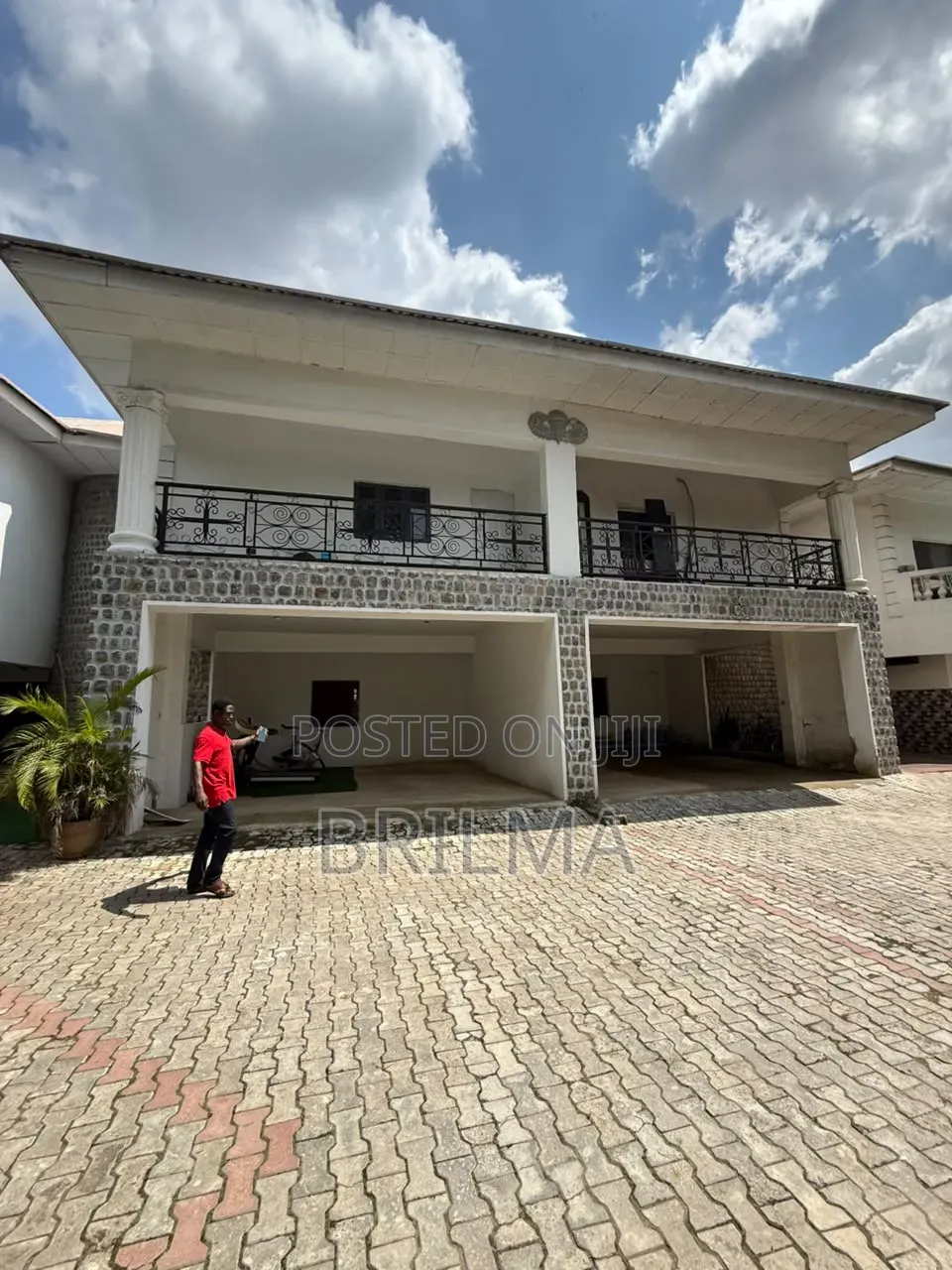 3bdrm Block of Flats in Maitama for rent