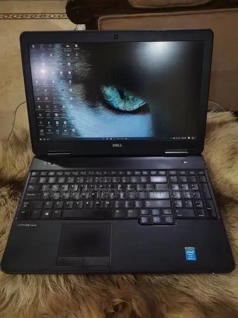 Laptop Dell Latitude E5440 8GB Intel HDD+SSD 500GB