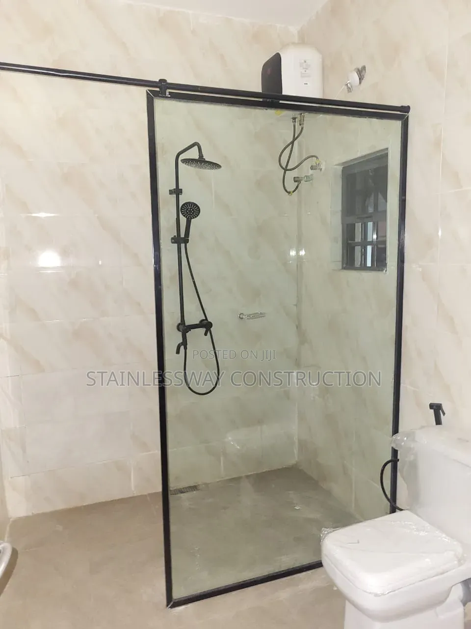 Black Luxury Shower Cubicle