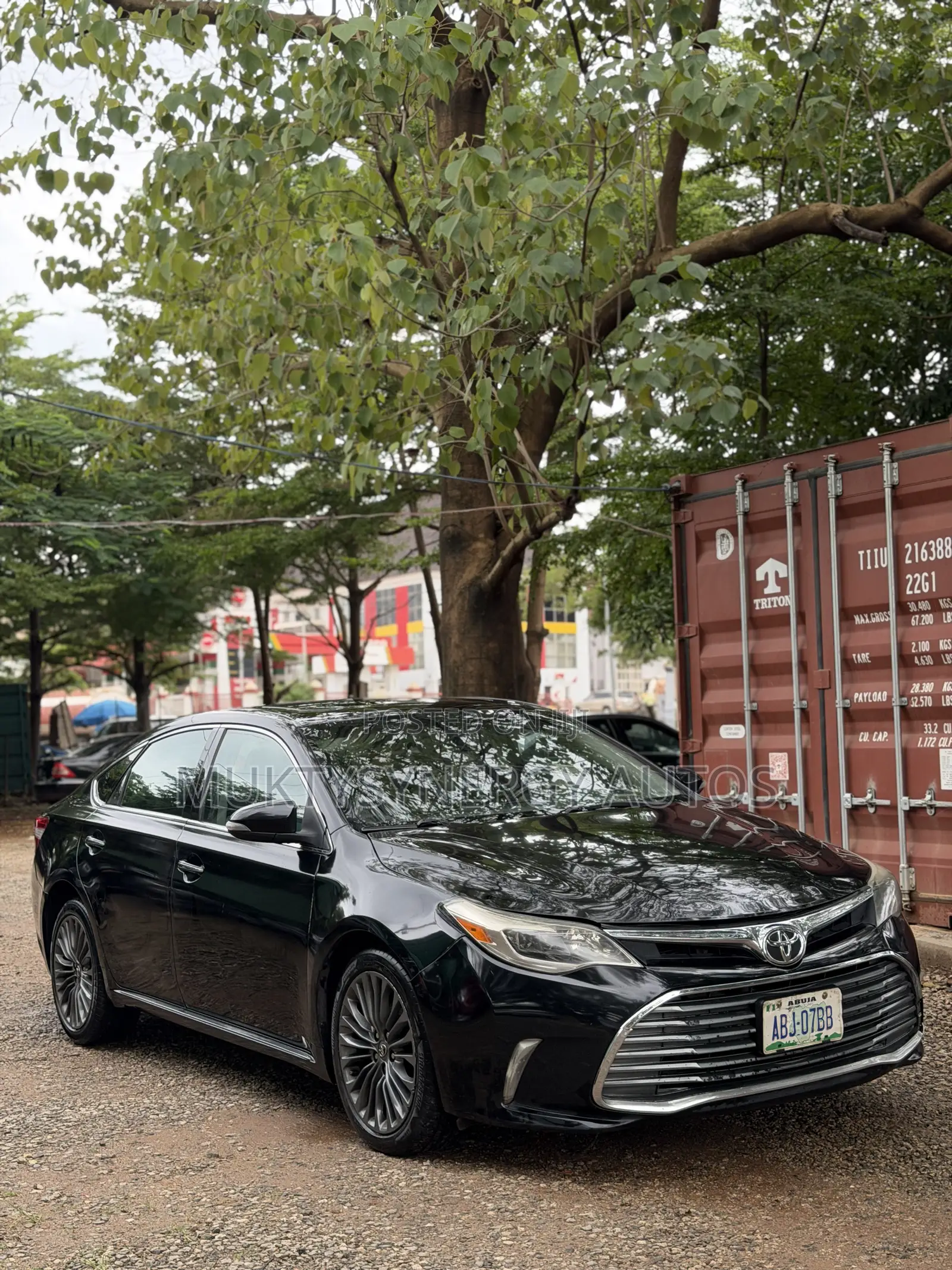 Toyota Avalon 2016 Black