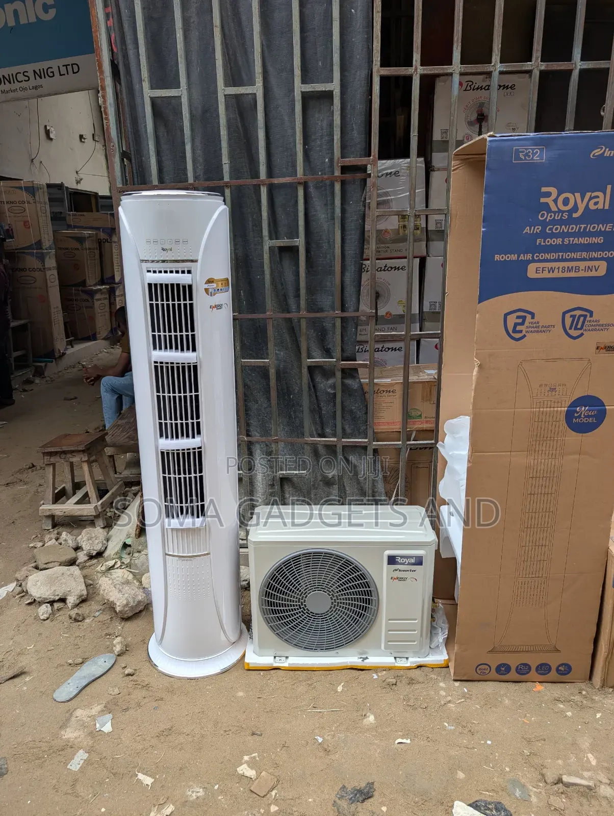 Royal Standing AC (2 Tons Inverter)