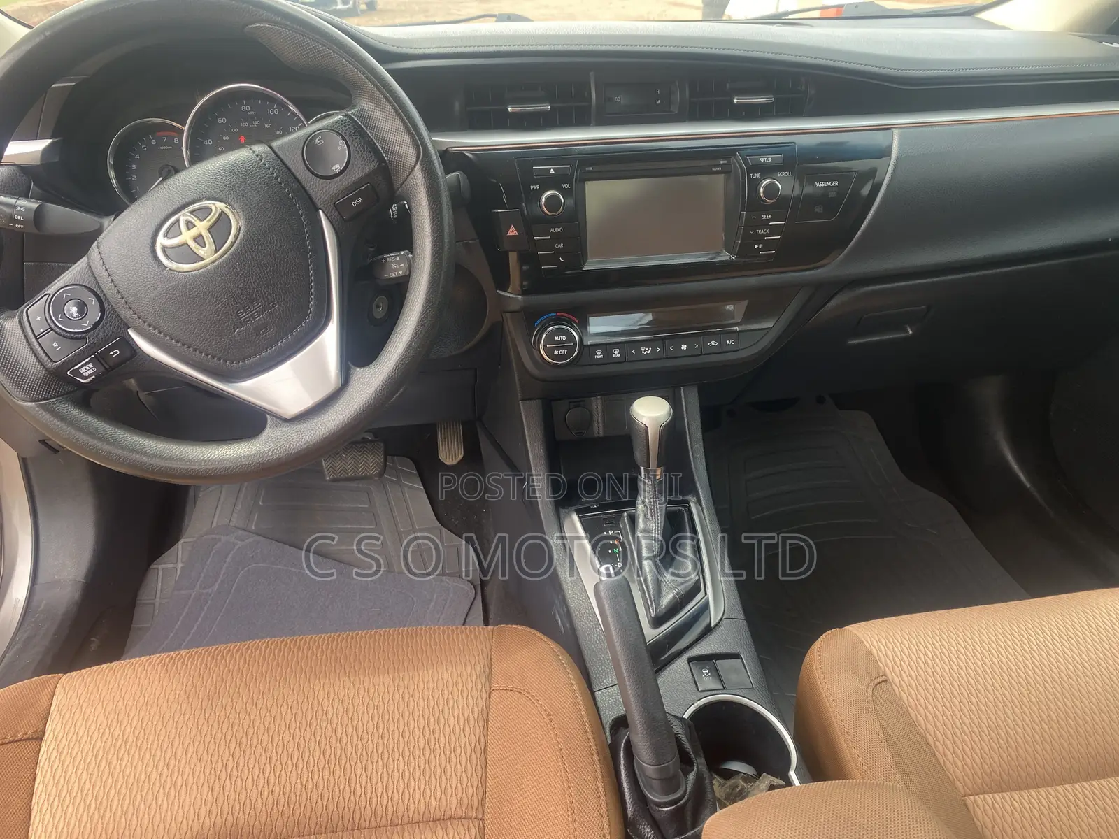 Toyota Corolla LE 4dr Sedan (1.8L 4cyl CVT) 2015 Gray