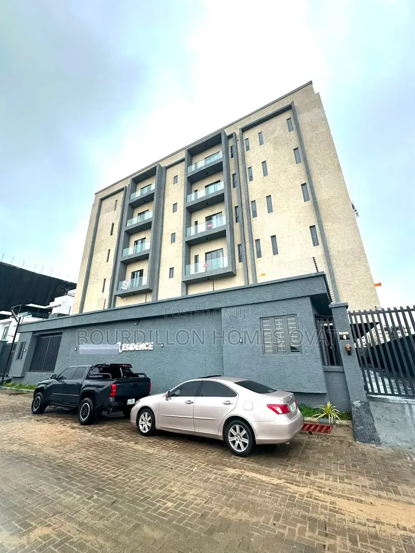 2bdrm Apartment in Lekki Phase 1 for sale