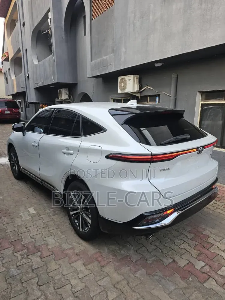 Toyota Venza 2024 White