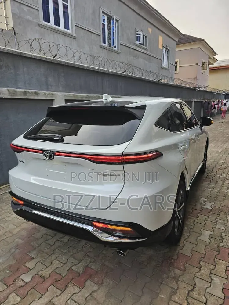 Toyota Venza 2024 White
