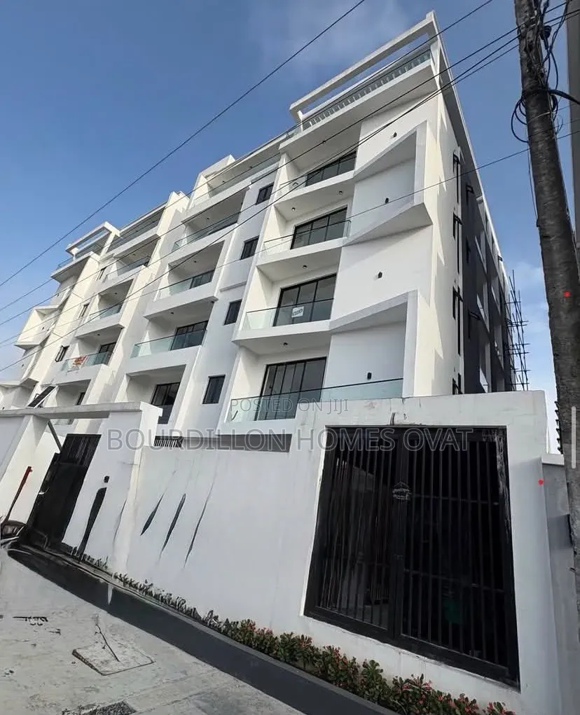 2bdrm Apartment in Ikate Lekki Lagos for rent