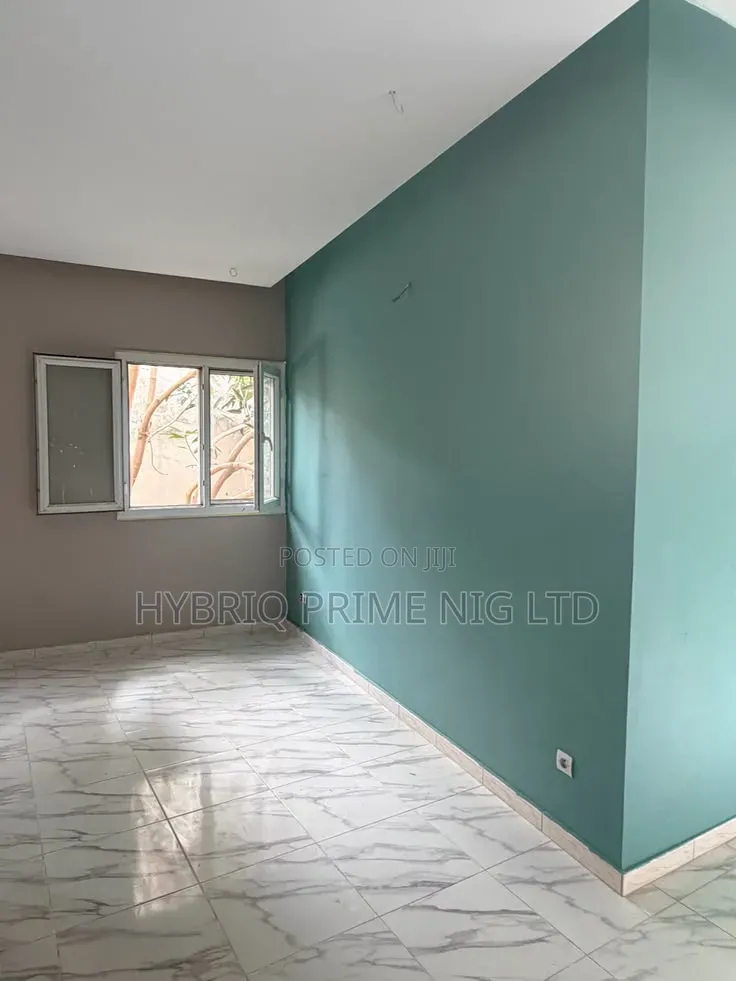 Modern Color Combination Service