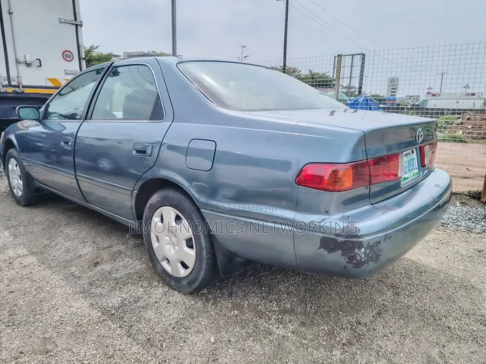 Toyota Camry 2007 Gray