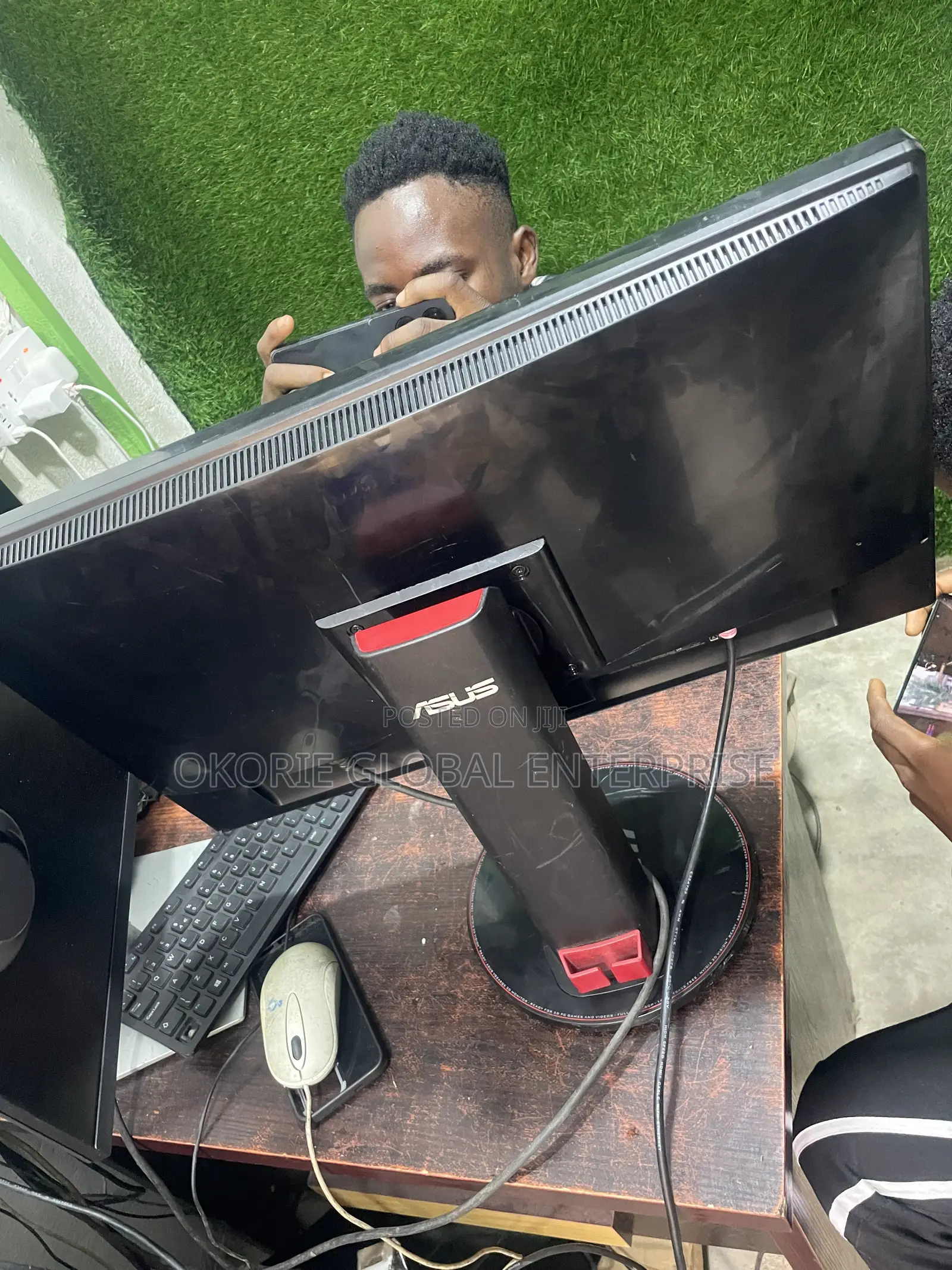 24 Inches Gaming Monitor