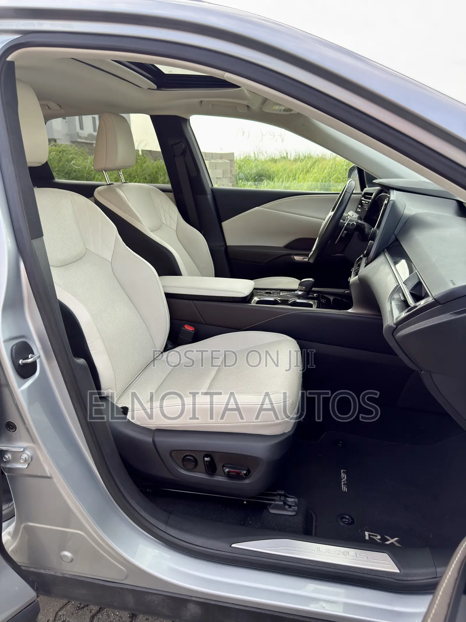 Lexus RX 350 Luxury 2023 Silver