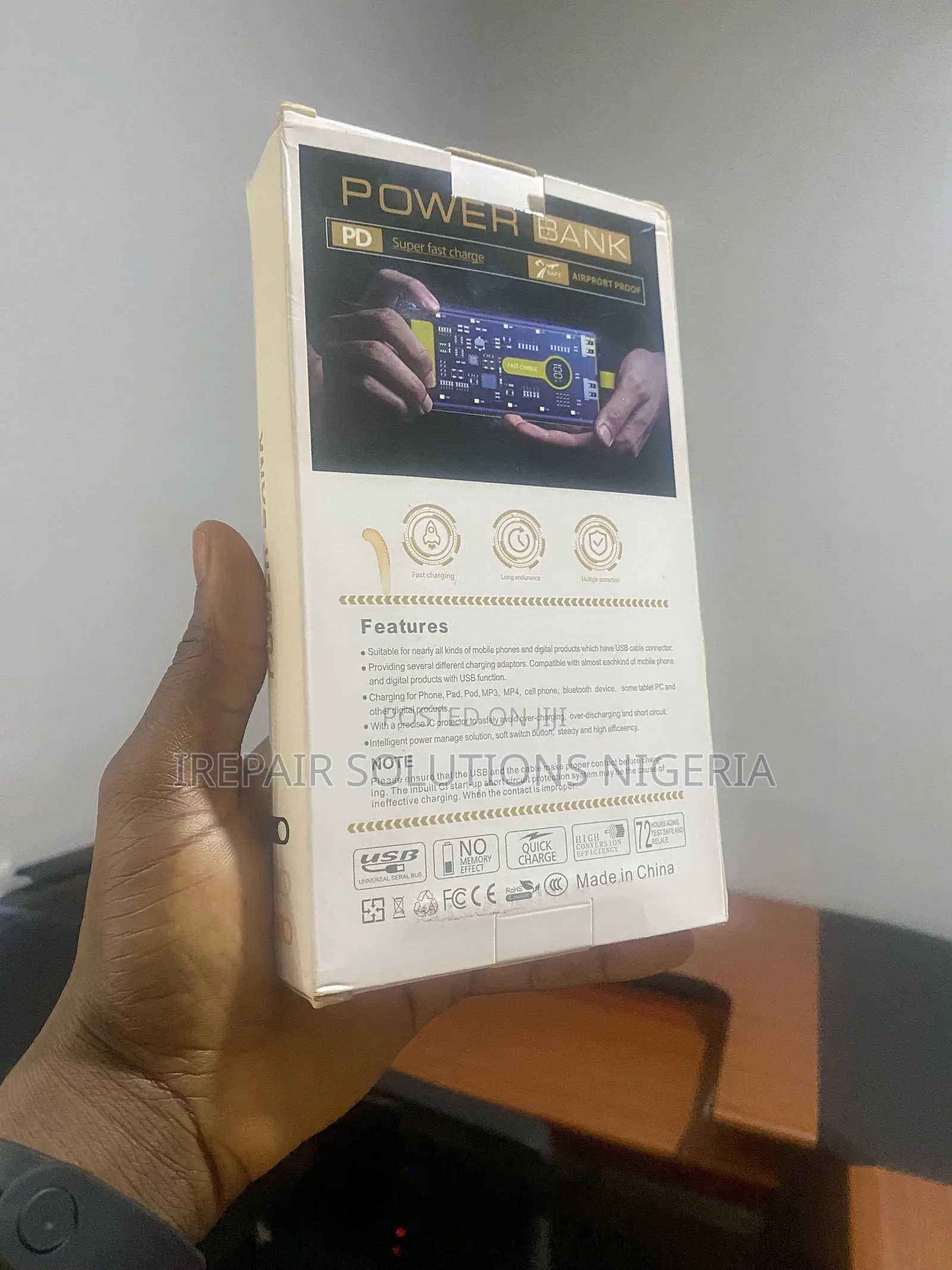 10,000mAh Transparent PD Fast Charging Power Bank(LED Digital Display)