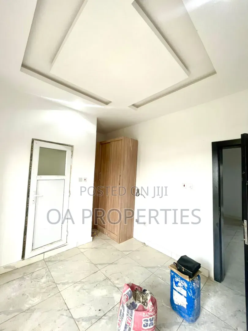 2bdrm Room & Parlour in Bodija Estate Ibadan, Agbara-Igbesan for rent