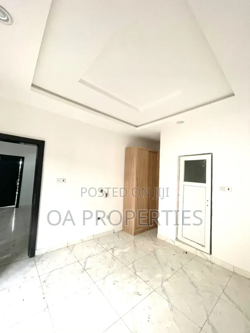 2bdrm Room & Parlour in Bodija Estate Ibadan, Agbara-Igbesan for rent