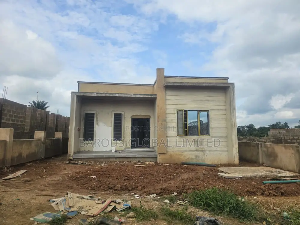 Furnished 3bdrm Bungalow in Along The Kobape, Obafemi-Owode for sale