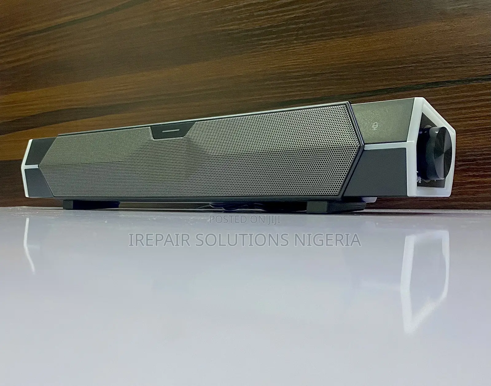 Bluetooth Soundbar Speaker With Built-in Wireless Fast Charger