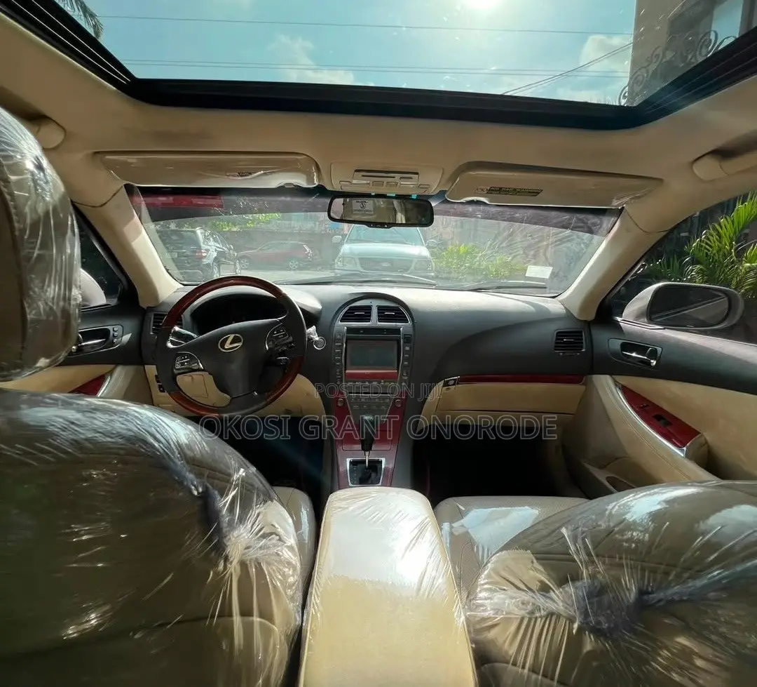 Lexus ES 350 2012 Gold