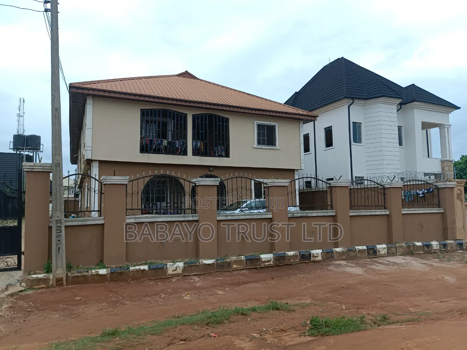 4bdrm Block of Flats in Benin City for sale
