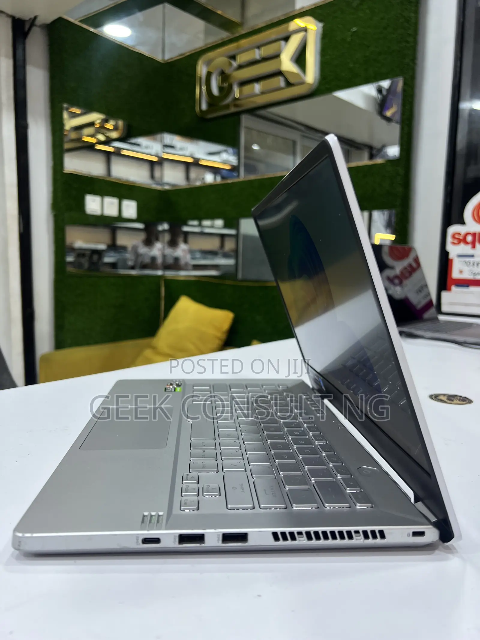 Laptop Asus ROG Zephyrus G16 32GB Intel Core Ultra 9 SSD 2T