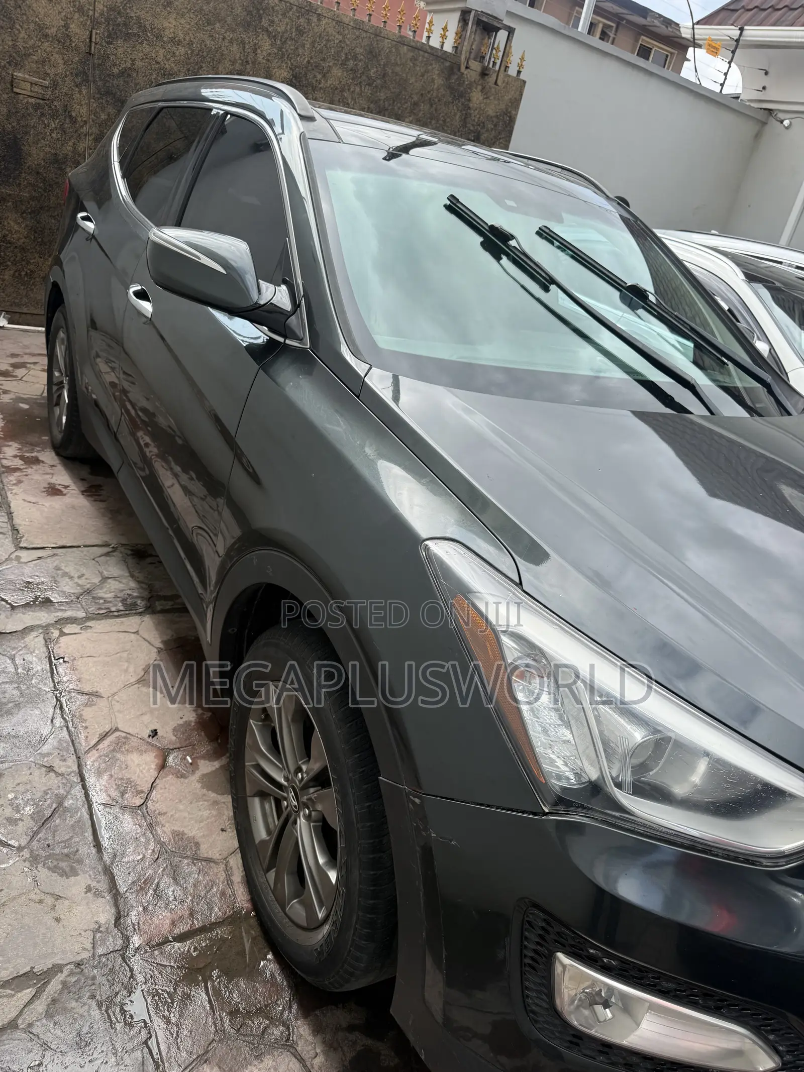 Hyundai Santa Fe GLS 4dr SUV (3.3L 6cyl 6A) 2014 Green