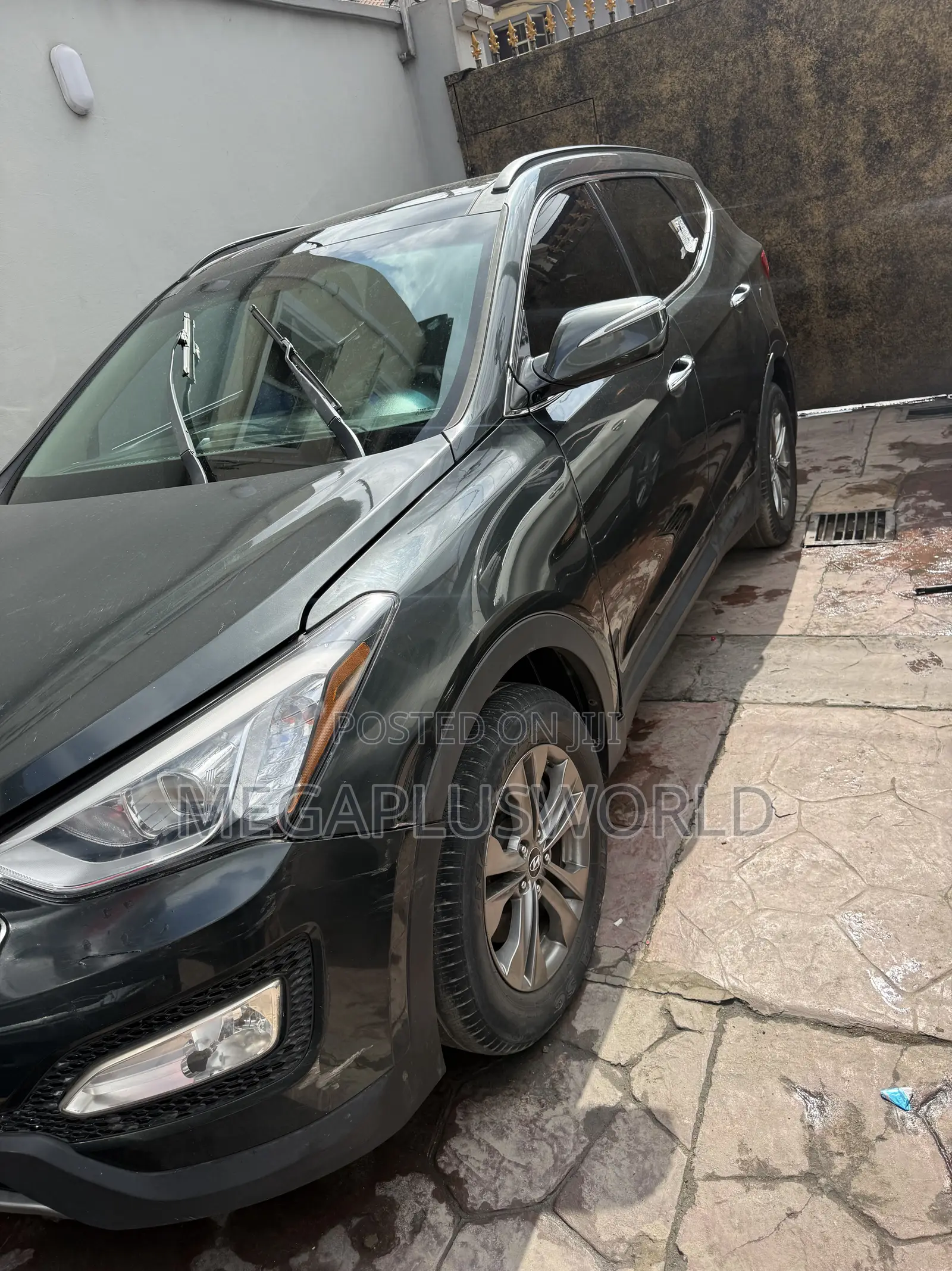 Hyundai Santa Fe GLS 4dr SUV (3.3L 6cyl 6A) 2014 Green