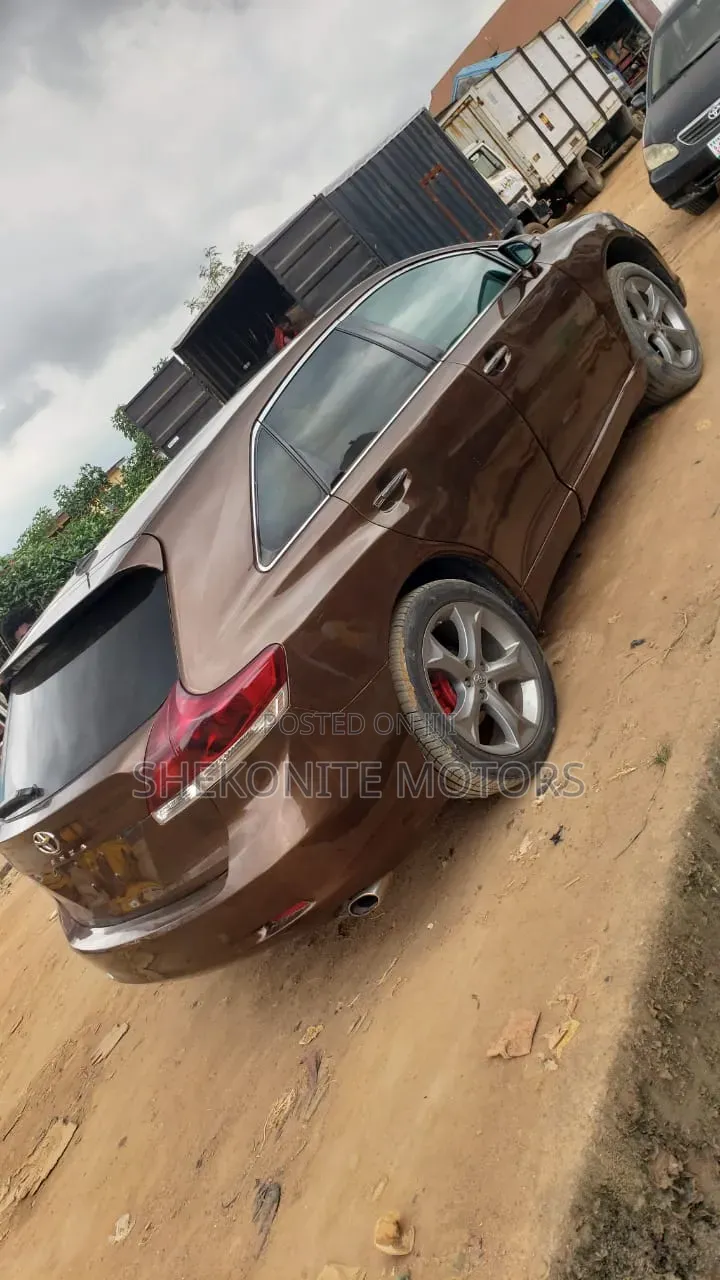 Toyota Venza 2010 Burgundy