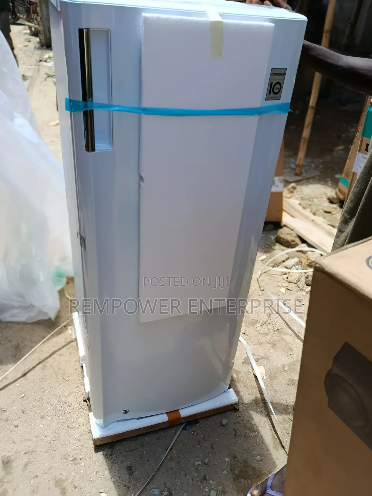 Upright Freezer LG