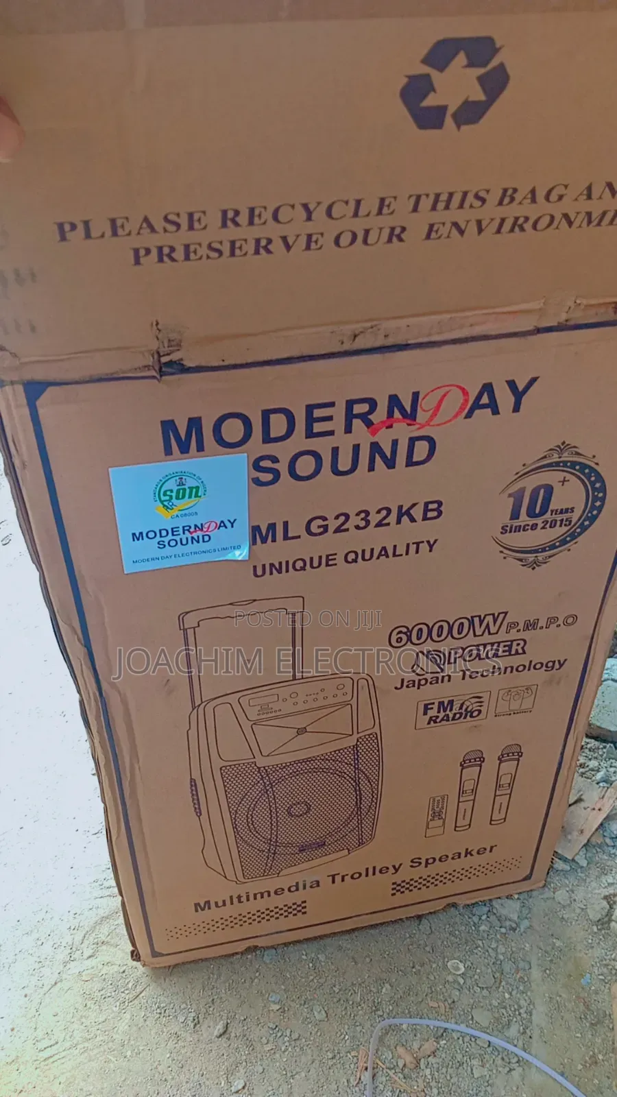 Long Lasting Battery Modern Day Big 12 Inches Public Address System