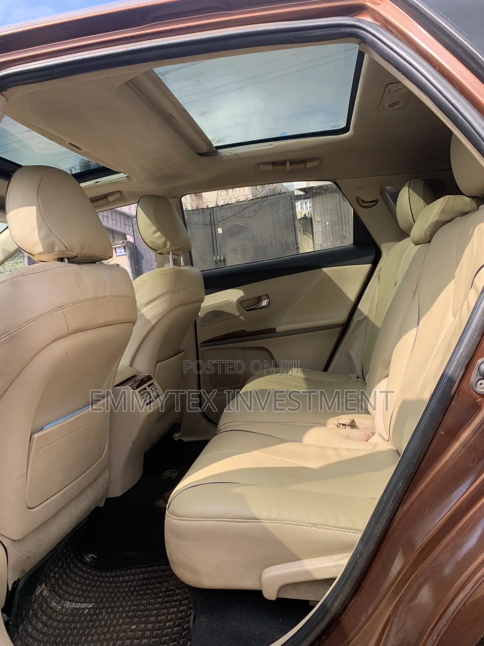 Toyota Venza 2010 Brown