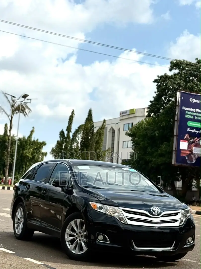 Toyota Venza LE AWD 2013 Black