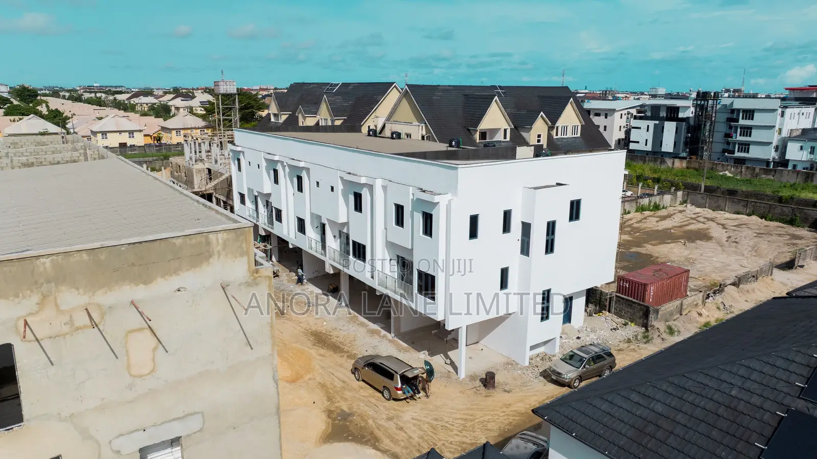3bdrm Maisonette in Osapa london for sale