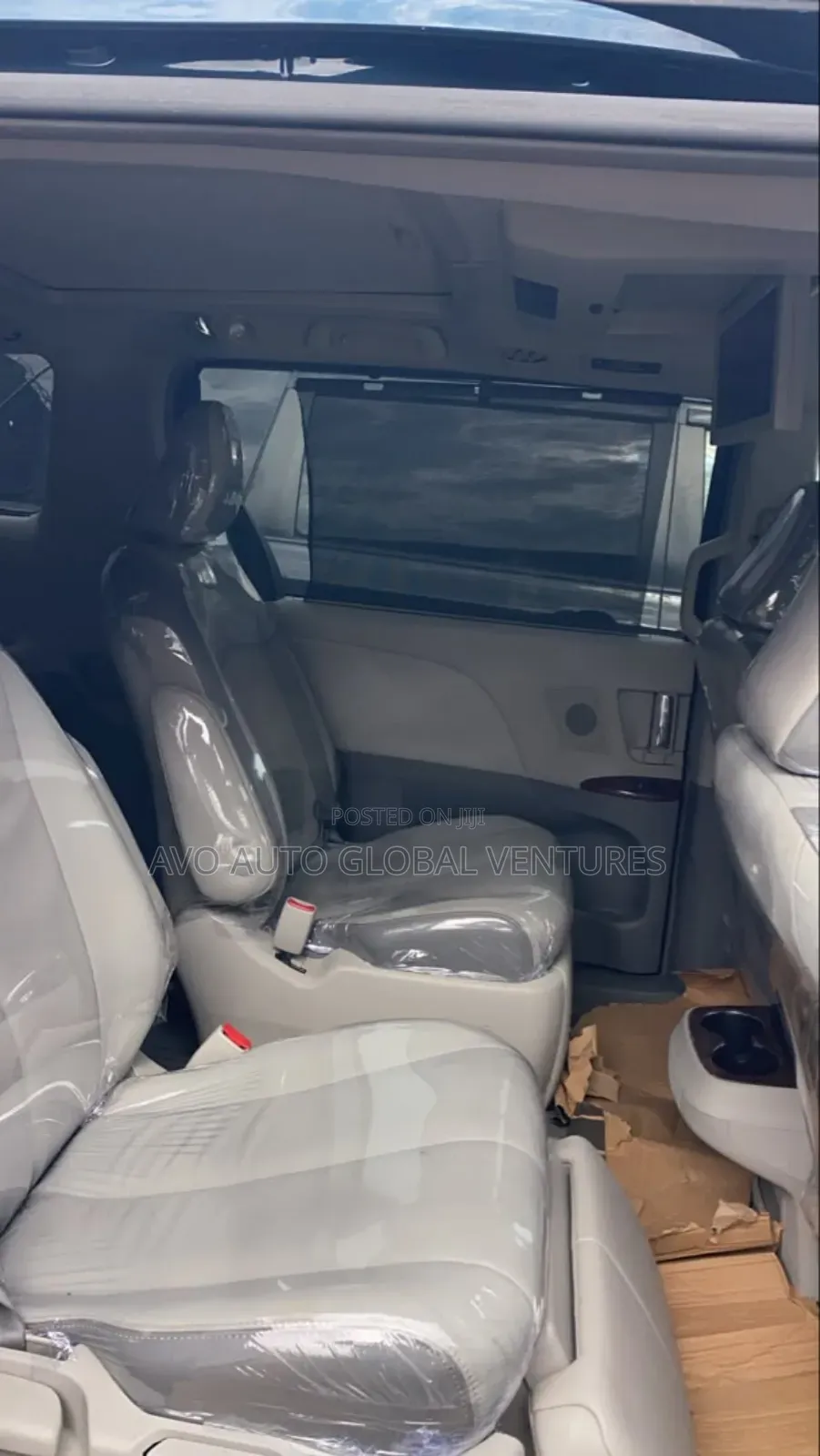 Toyota Sienna 2012 Blue