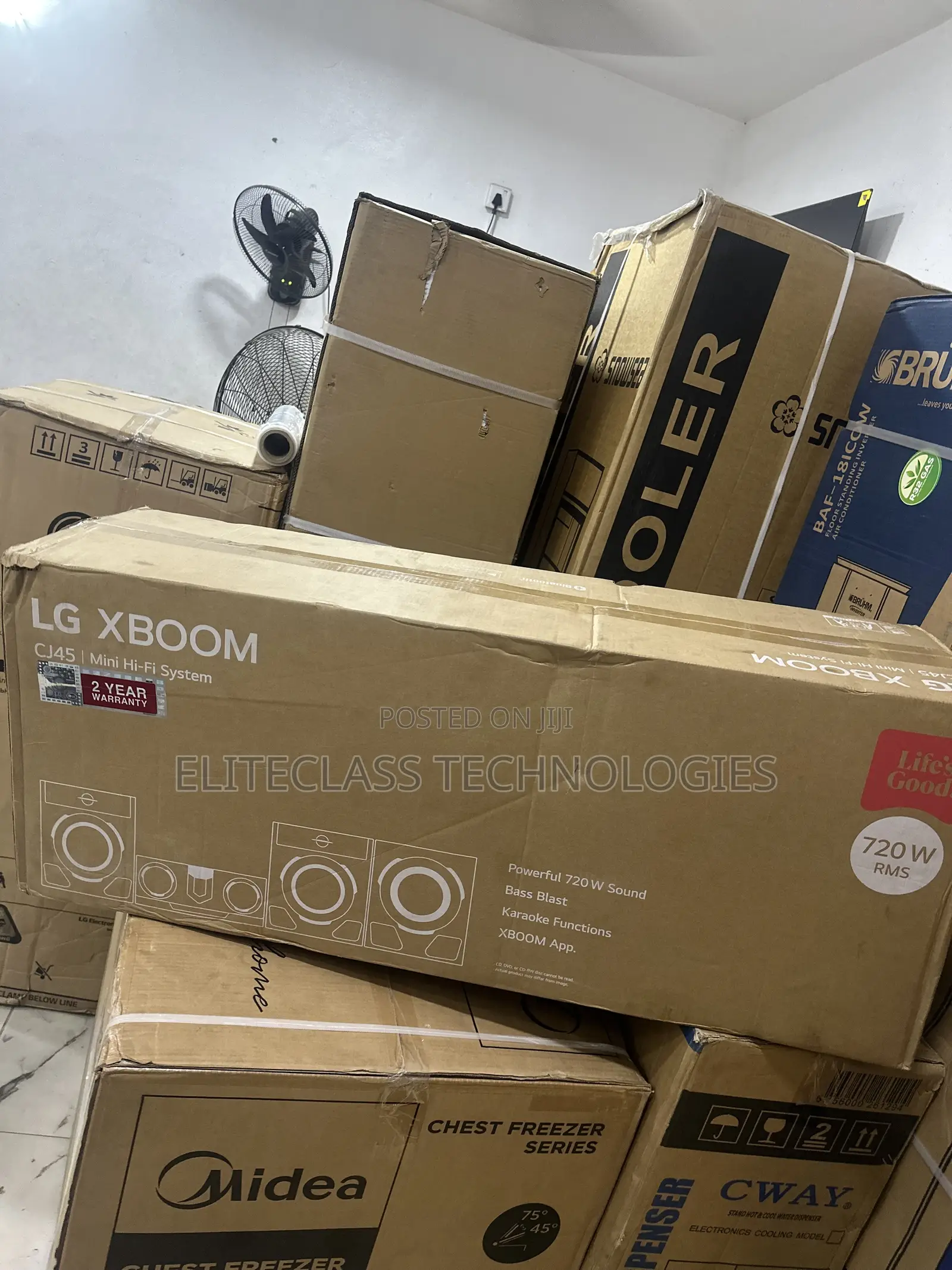 LG (CJ45) 720W Hi-Fi Audio Setup